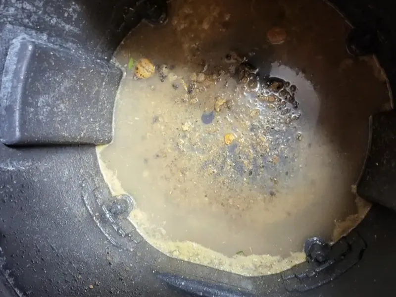 사하구 석션 통 바닥에 가라앉은 찌꺼기
